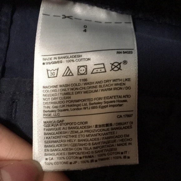 GAP Navy Shorts - Picture 3 of 3